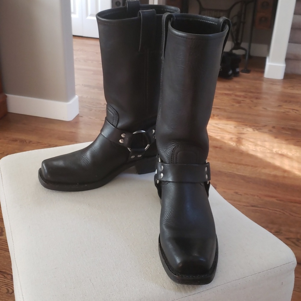 FRYE Harness boots sz 7